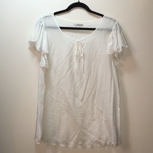 GAP cotton top with scalloped sleeves & hem